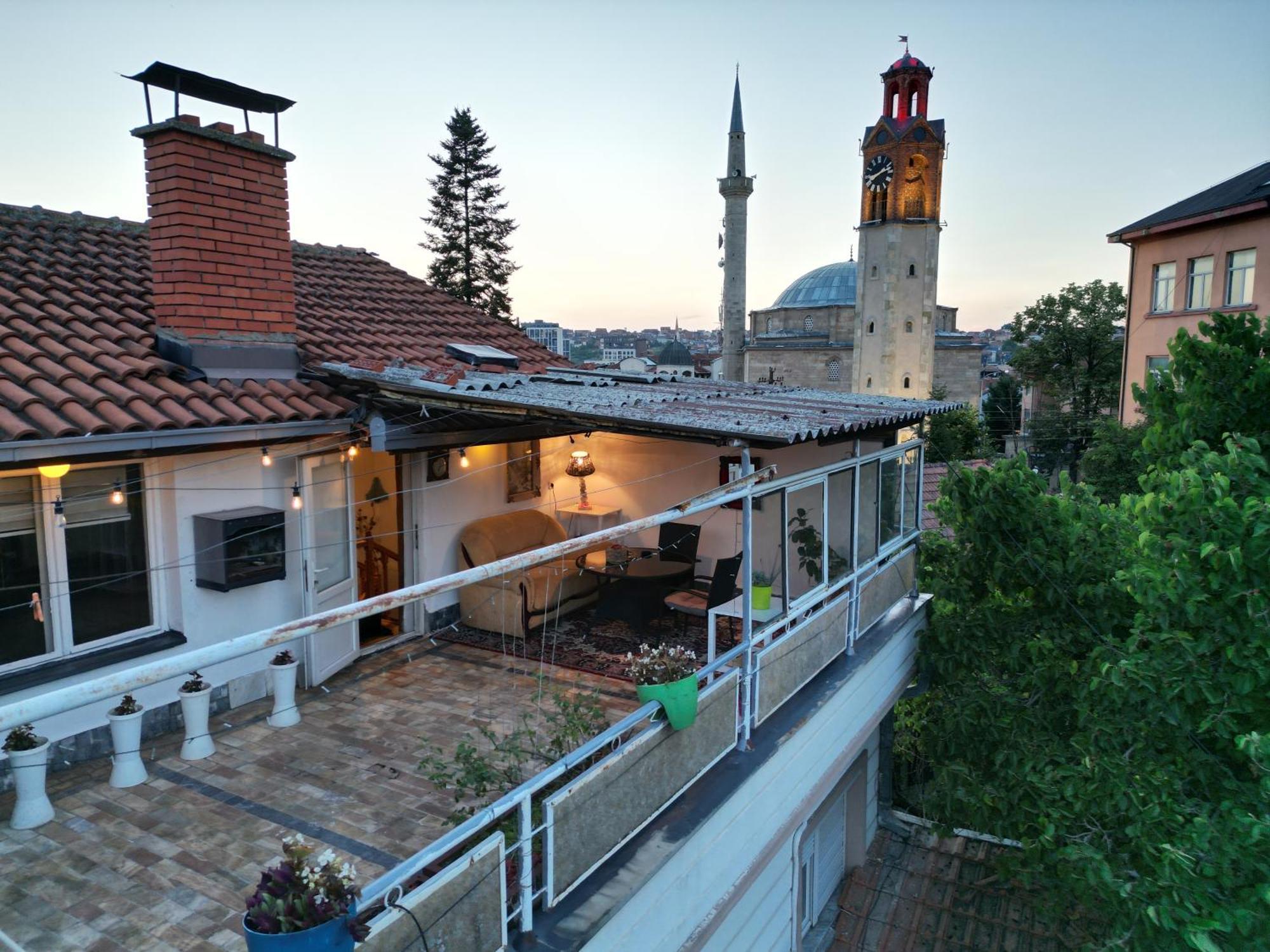 Old Street House Daire Priştine Dış mekan fotoğraf